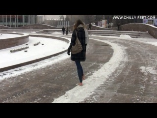 arina decided to walk barefoot in the fresh snow. part 1/3.